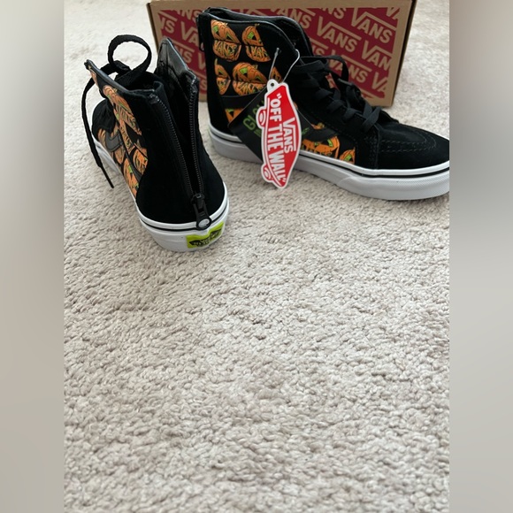 New Halloween Glow in the Dark Pumpkin Sk8 Hi Vans - Picture 8 of 14